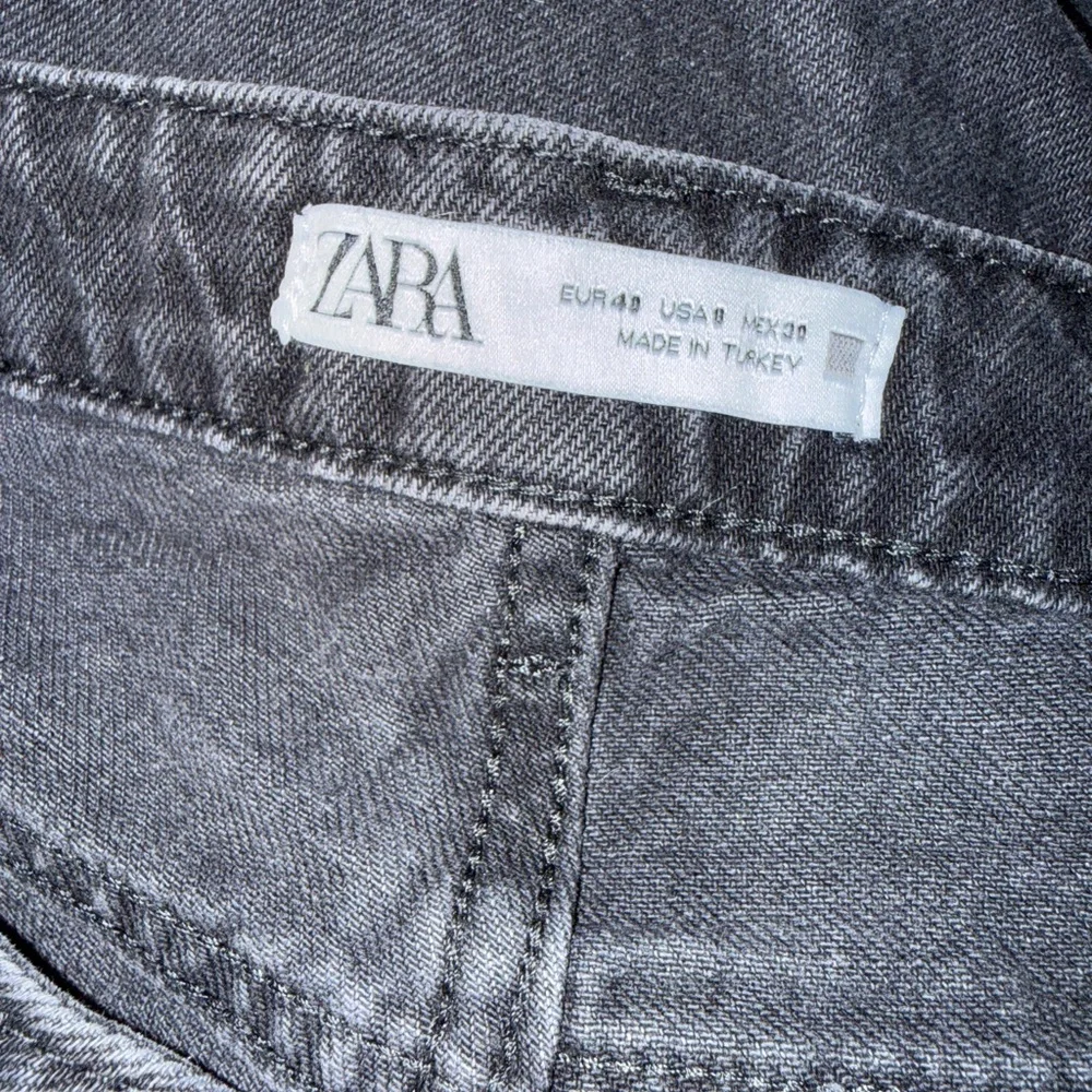 Zara HIGH WAIST - CROPPED - Picture 4 of 6